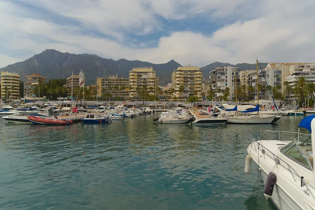 Pensión Aduar Marbella 0*,